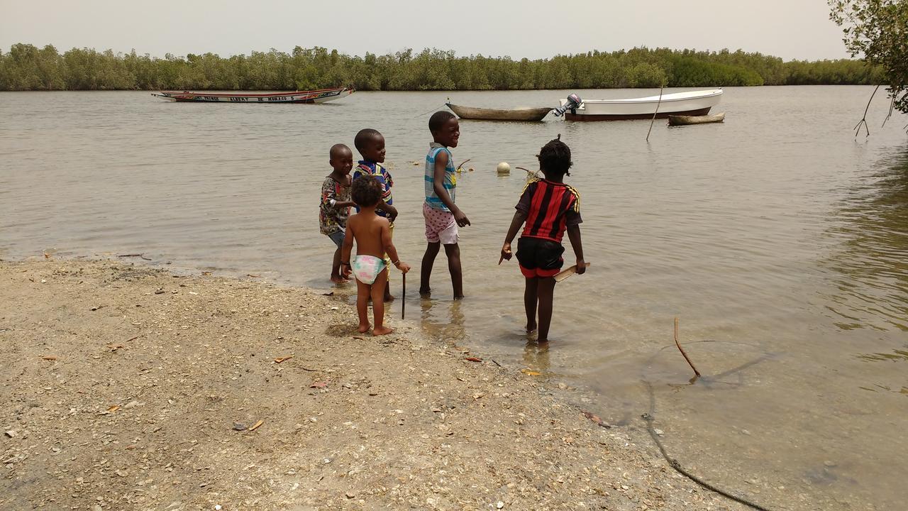 Centre Touristique Et Culturel Casamance Guest House Diakene Ouolof ภายนอก รูปภาพ