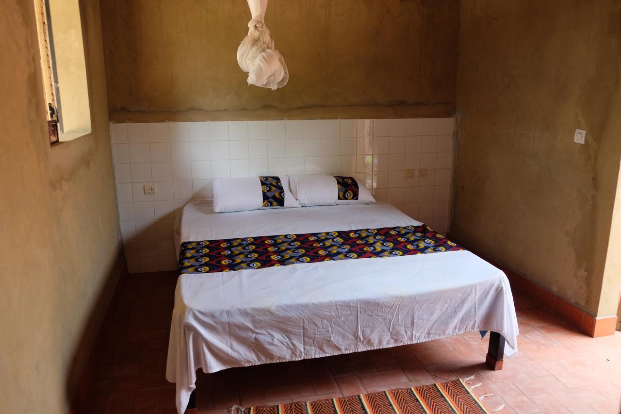 Centre Touristique Et Culturel Casamance Guest House Diakene Ouolof ภายนอก รูปภาพ