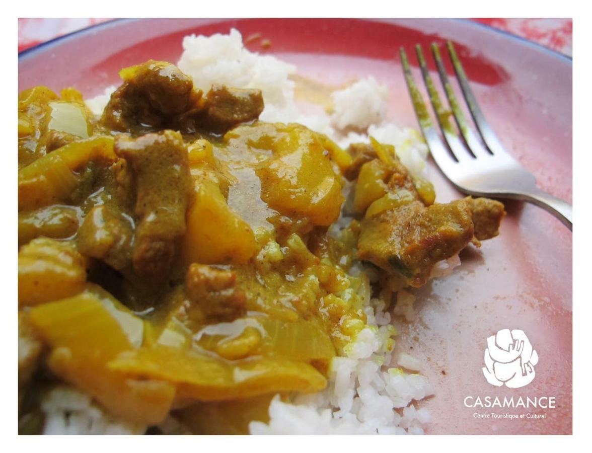 Centre Touristique Et Culturel Casamance Guest House Diakene Ouolof ภายนอก รูปภาพ